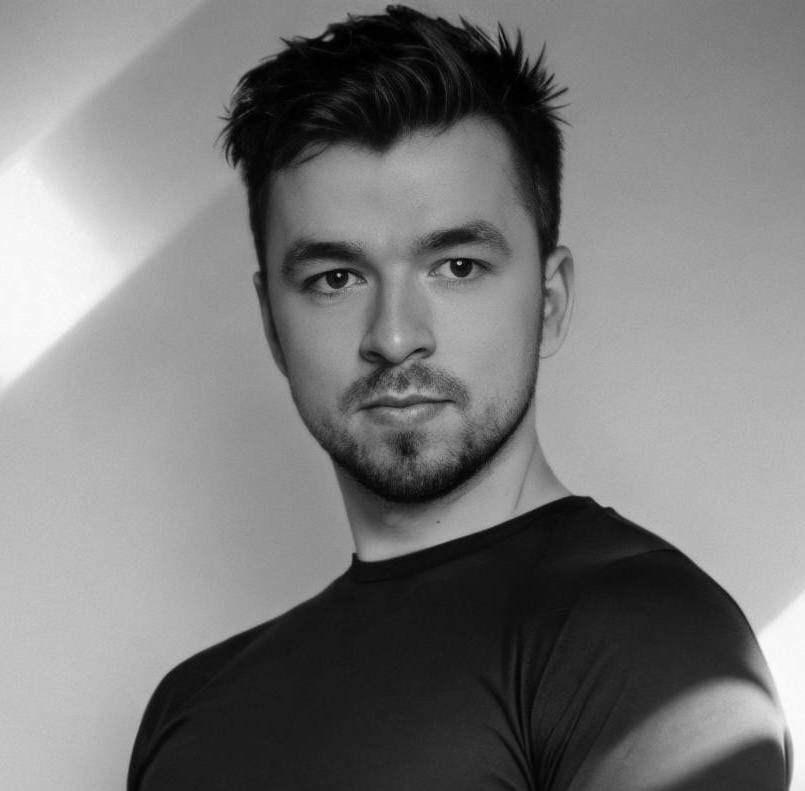 Назар Дужик - Засновник DuzhTech